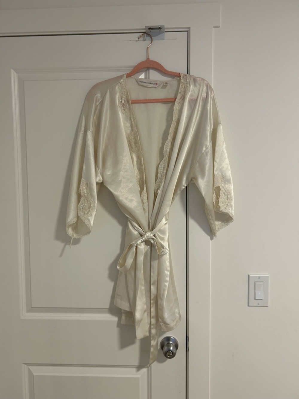 Womens Secret Cream Satin Lace Trim Robe Y2K